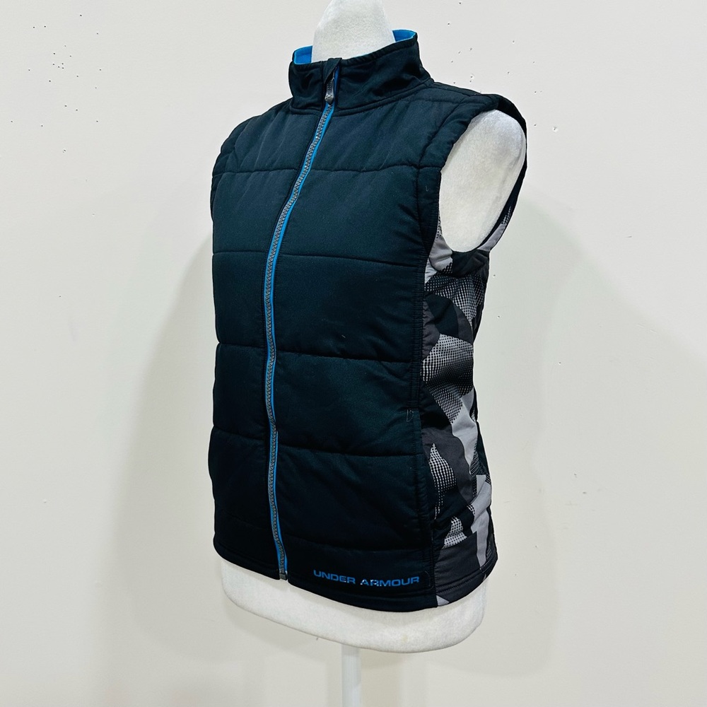 Under Armour black & gray & Blue puffy vest‎ - size - YSM